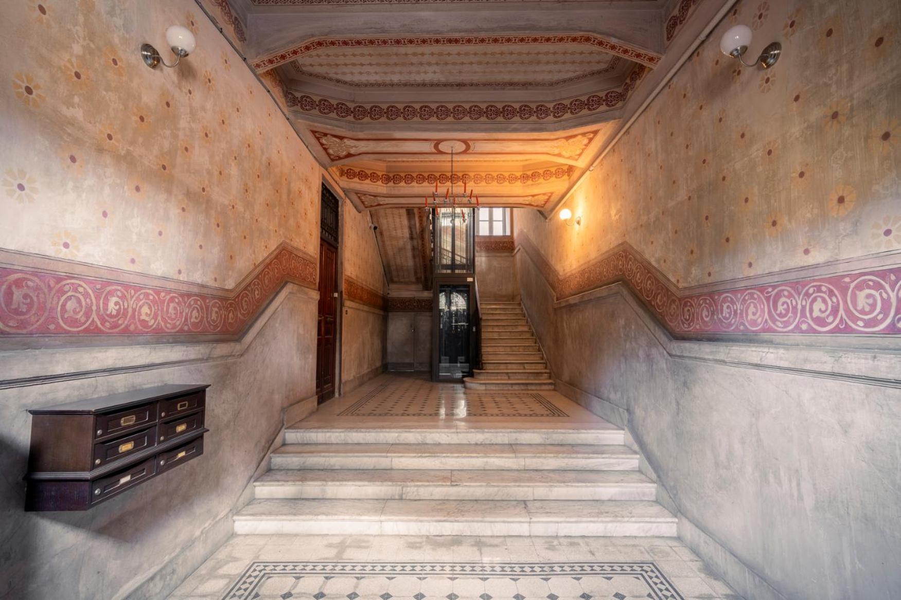 360Me Palace Messina Eksteriør billede